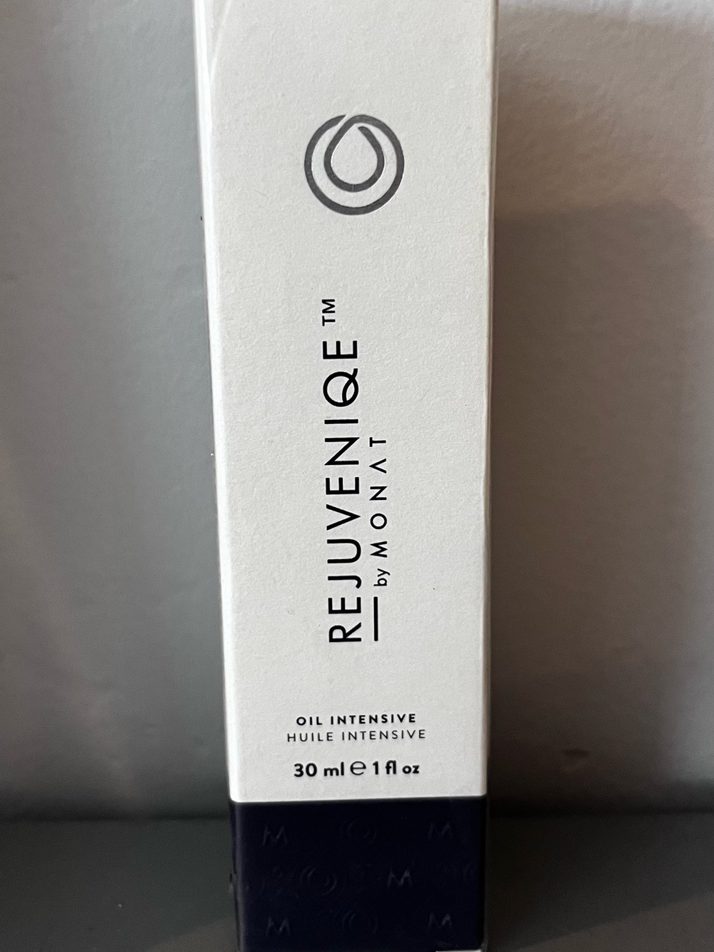 Monet Rejuveniqe Oil Intensive